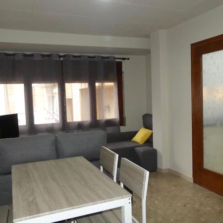 Apartament Encantador Al Centre De Vic Aptgarbi Kültér fotó