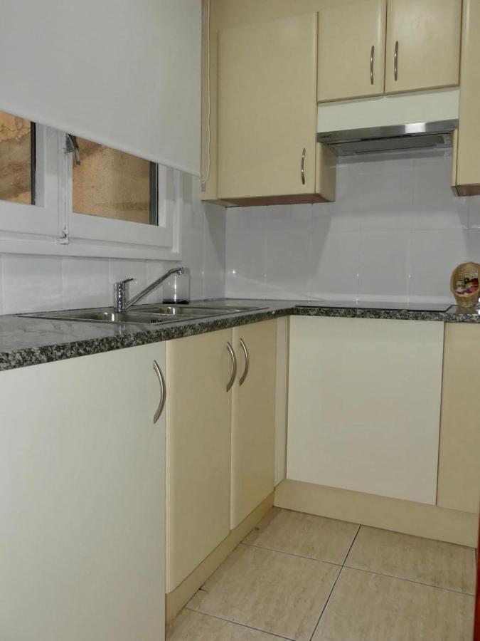 Apartament Encantador Al Centre De Vic Aptgarbi Kültér fotó