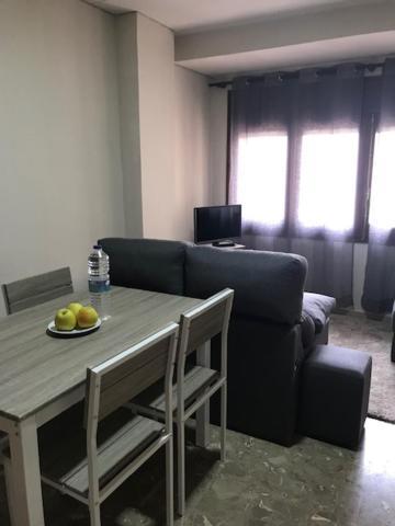 Apartament Encantador Al Centre De Vic Aptgarbi Kültér fotó